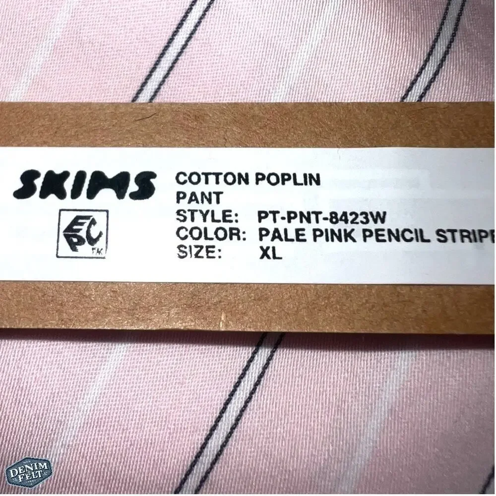 SKIMS COTTON POPLIN STRAIGHT LEG PANT | LIMITED EDITIONPALE PINK PENCIL STRIPE - Picture 9 of 10